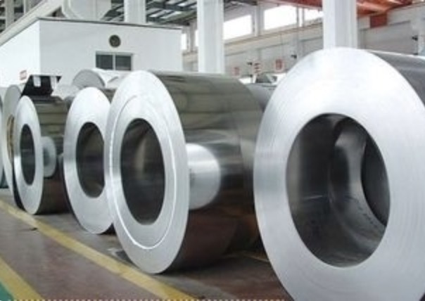 Últimos blogs da empresa sobre Aplicação de bobinas de aço galvanizado a quente na indústria da construção: como melhorar a resistência à corrosão e a durabilidade?
