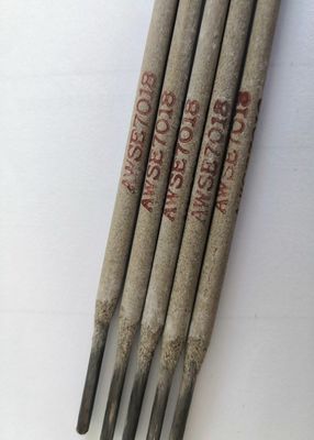 Comprar Eletrodo de soldagem com bastão de baixo hidrogênio AWS E7018 para estruturas de aço carbono e aço de baixa liga online manufacture