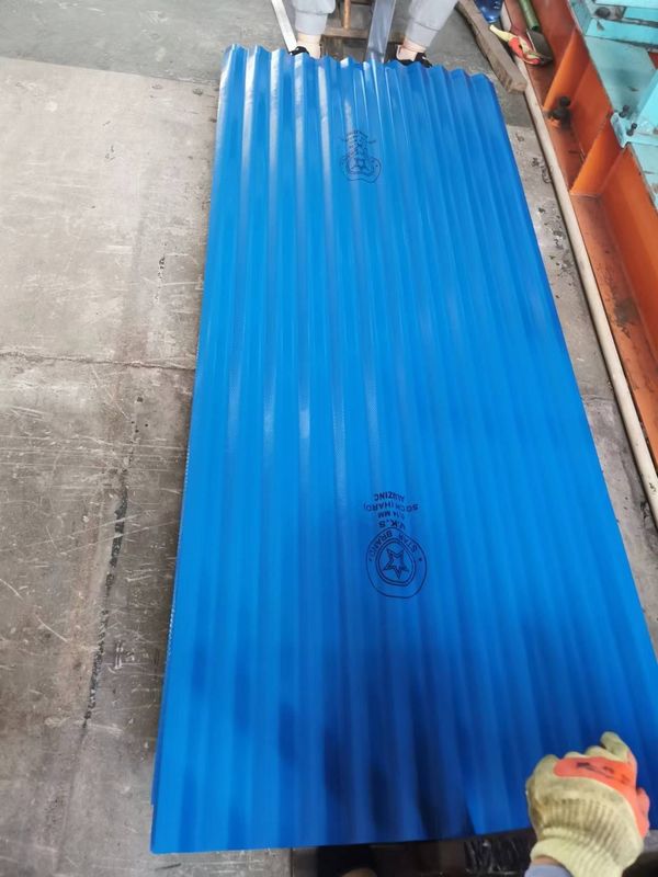 Folhas de telhado de metal galvanizado ondulado de 0,14 ∼1,50 mm com revestimento de zinco de 30 ∼275 g/m2 para telhados e painéis de parede