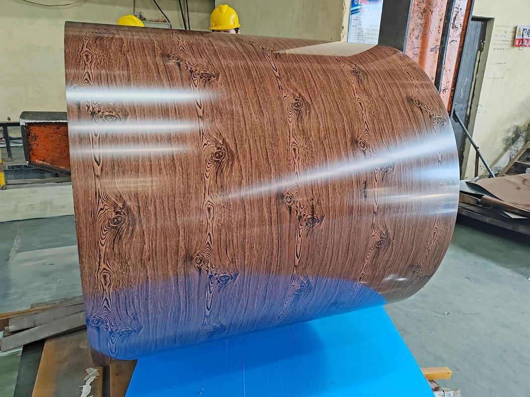 Bobina de Aço Pré-Pintada PVDF 700–1250mm de Largura com Tensão de Escoamento de 180–320MPa para Painéis de Construção e Revestimento Exterior