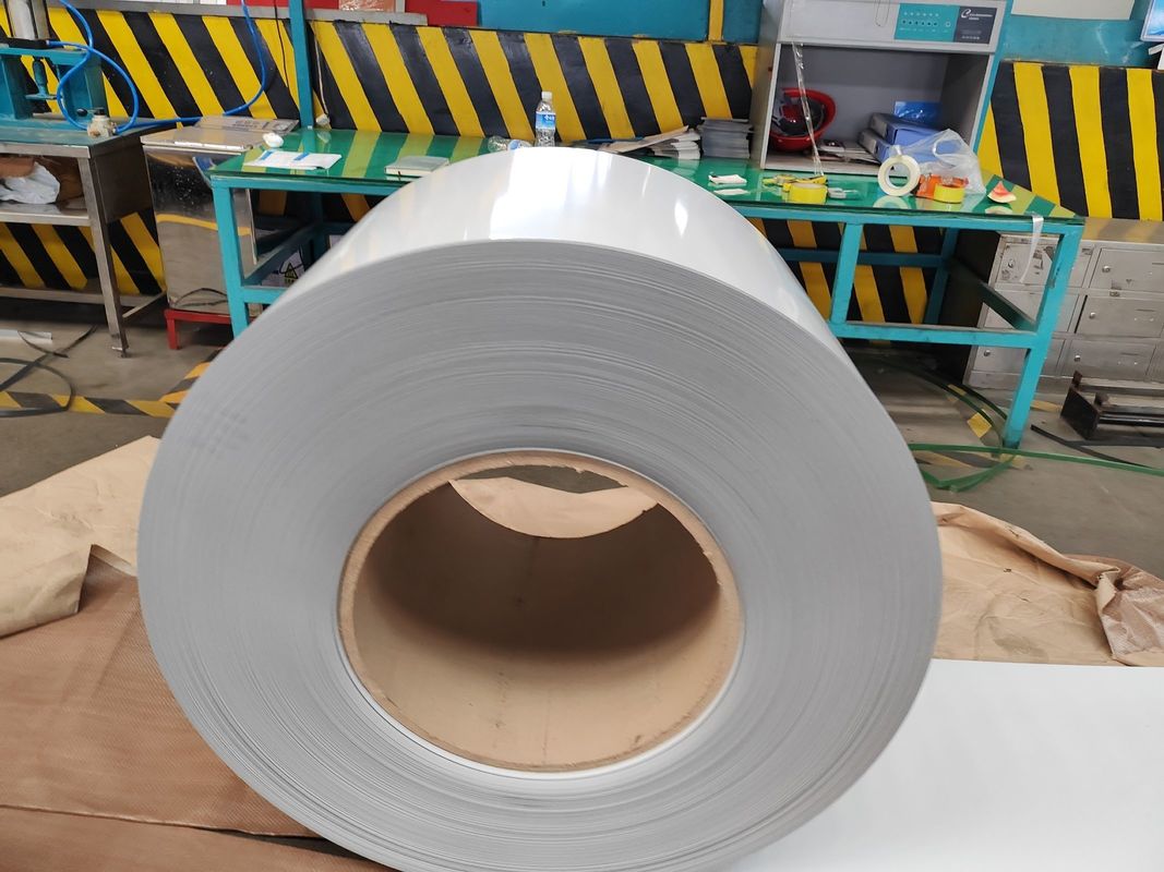 Bobina de Aço Pré-Pintada com Tratamento de Superfície de Ácido Crômico e ID de Bobina de 508/610mm para Telhados e Painéis de Parede
