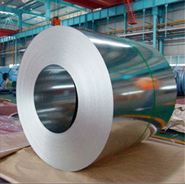Bobina de Aço Galvanizado a Quente Z60–Z275 com Largura de 1000–1250mm para Fabricação Industrial e Fornecimento de Exportação, Embalada para Navegação