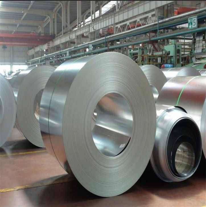 Bobina de Aço Galvanizado a Quente Z60–Z275 com Largura de 1000–1250mm para Fabricação Industrial e Fornecimento de Exportação, Embalada para Navegação