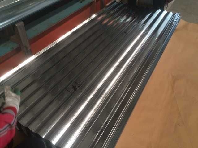 Chapa de Telhado Galvanizada Corrugada SGCC com Revestimento de Zinco de 60–275g/m² e Perfil de Onda de 76mm para Revestimento de Telhado e Parede