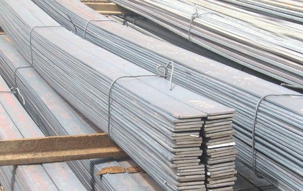 600 mm Barras planas laminadas a quente Q195 Q235 Q345 GB704 Produtos de aço leve