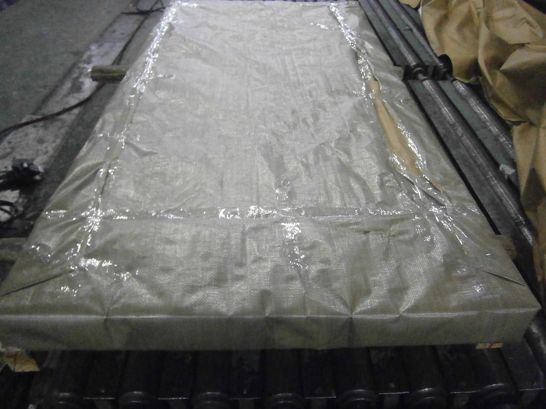 0Folha de aço galvanizado a quente SGCC DX51D com superfície AFP / oleada / cromada para aplicações em recipientes