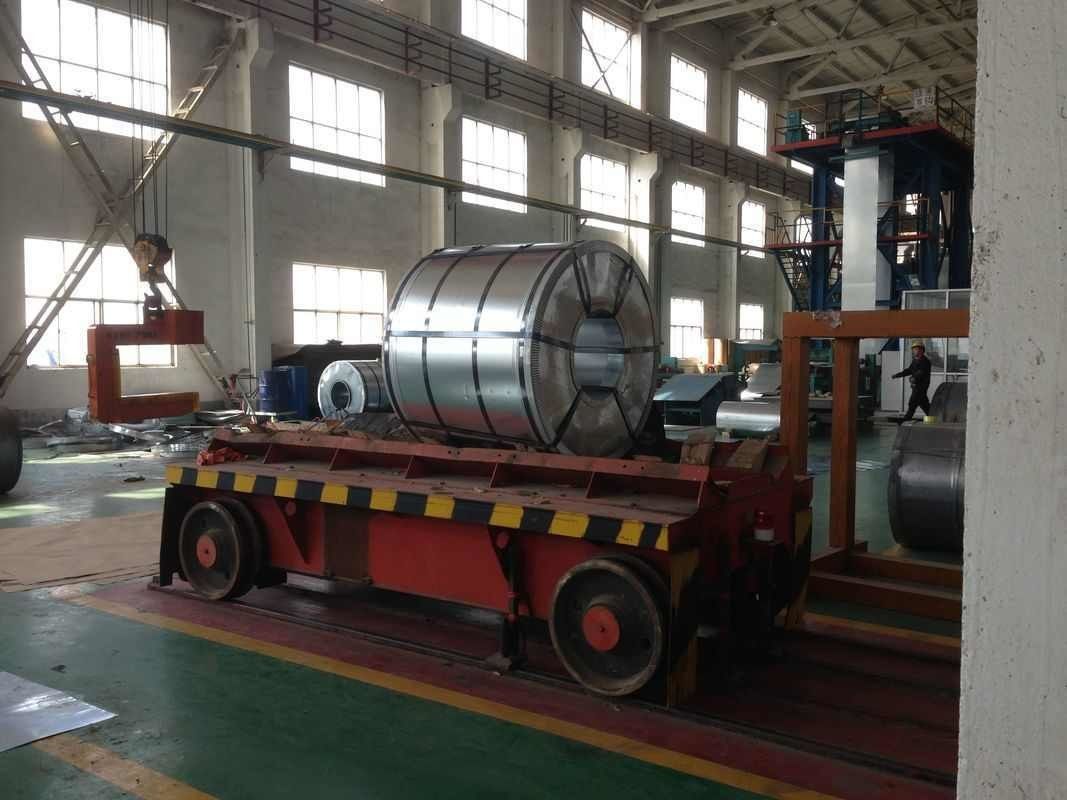 Bobina de Aço Galvanizado a Quente com Brilho Regular DX51D 0,45 mm × 1219 mm para Painéis de Mobiliário e Fabricação de Chapas