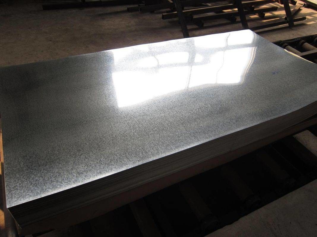 0.15 ¥3.8mm Z40 ¥Z275 SGCC Largo Spangle Calor Dip galvanizado chapa de aço JIS G3302 para tubulação e aplicações estruturais