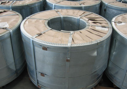 Z10 – Z27 Tira de aço carbono galvanizado por imersão a quente de 400 mm para fabricação e construção de tubos