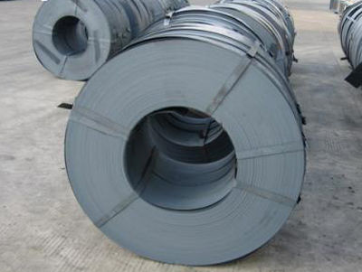 0Chapa de aço laminada a frio em bobina Q195 SPCC com ID de bobina de 508 mm e embalagem de protetor de borda para processamento de chapas