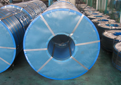 Bobina de Aço Galvanizado a Quente com Revestimento de Zinco de 750–1250 mm com Superfície de Brilho para Construção e Fabricação Industrial